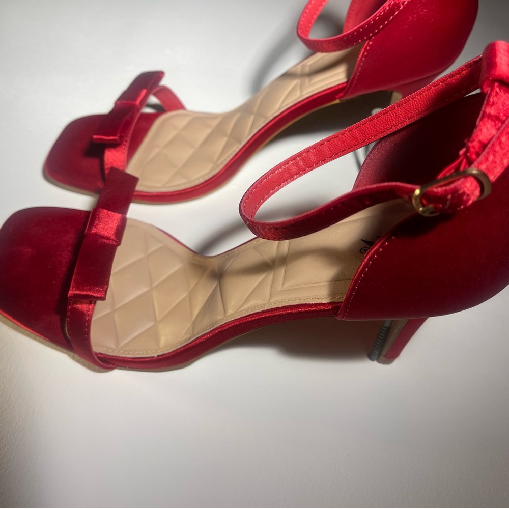 Windsor Red Satin Heels with Bow Accent